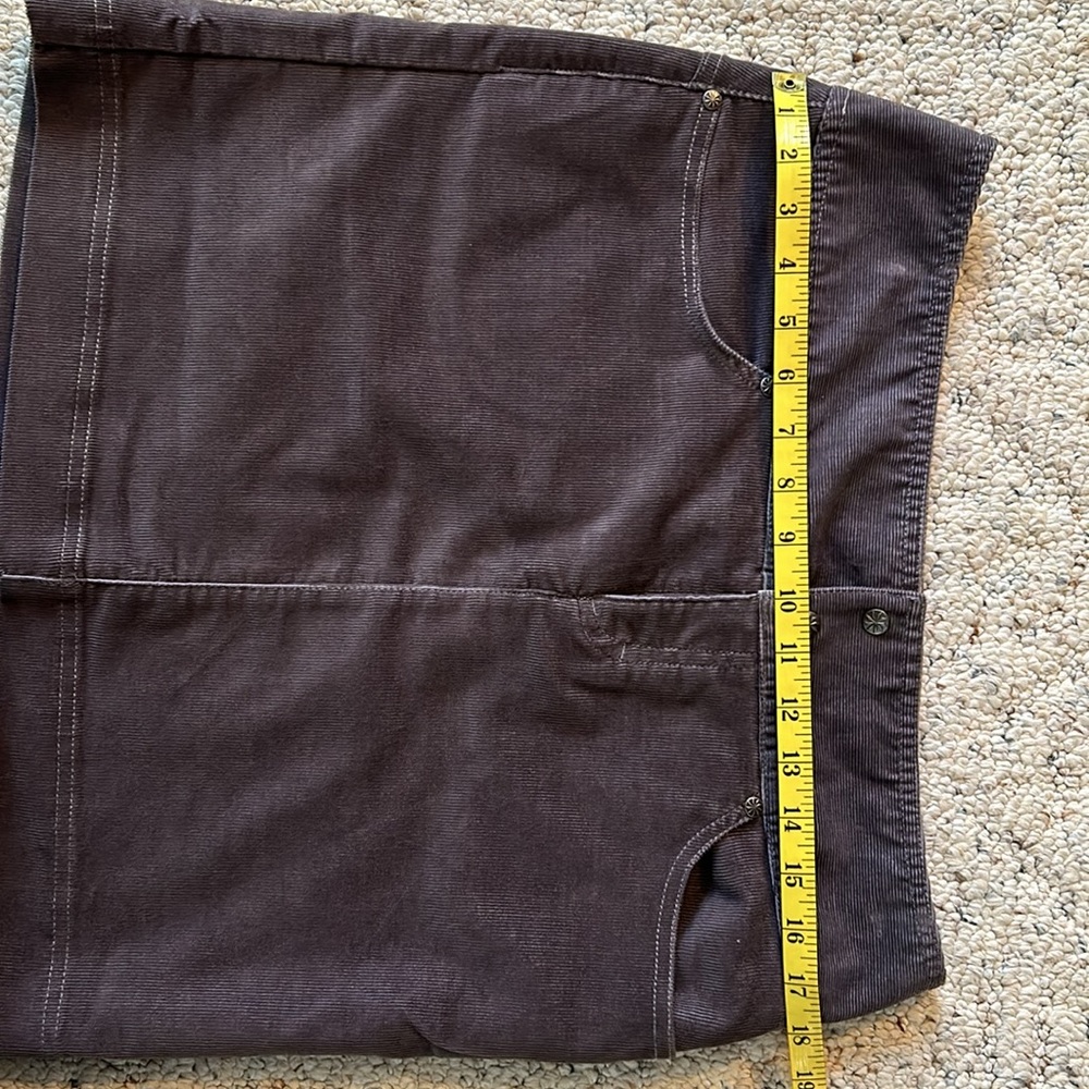 Athleta corduroy skirt, grey w/purple hue, size 8 - Picture 6 of 7